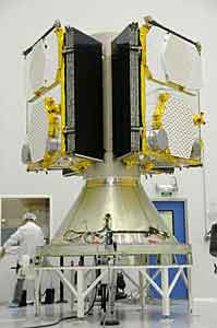 Integration Globalstar 2 Credit: Federalspace