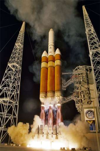 Delta 4 Heavy Launch; Credit: Pat Corkery, ULA