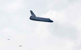 Bild: Landung des Spaceshuttles Discovery; Credit: ChrisMiller/SpaceflightNow