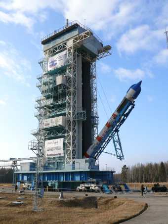 Launch-tower von SAR-Lupe-3; Credit BWB