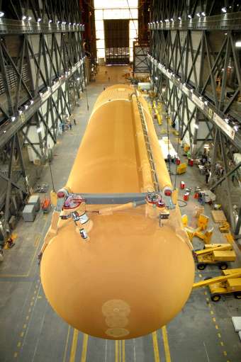 Spaceshuttle-Tank; Credit: NASA
