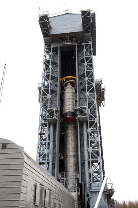 Rokot im Startgerüst; Credit: ESA Rokot im Startgerüst; Credit: ESA
