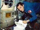 Austronaut Franz Viehb�ck an Bord der Mir
